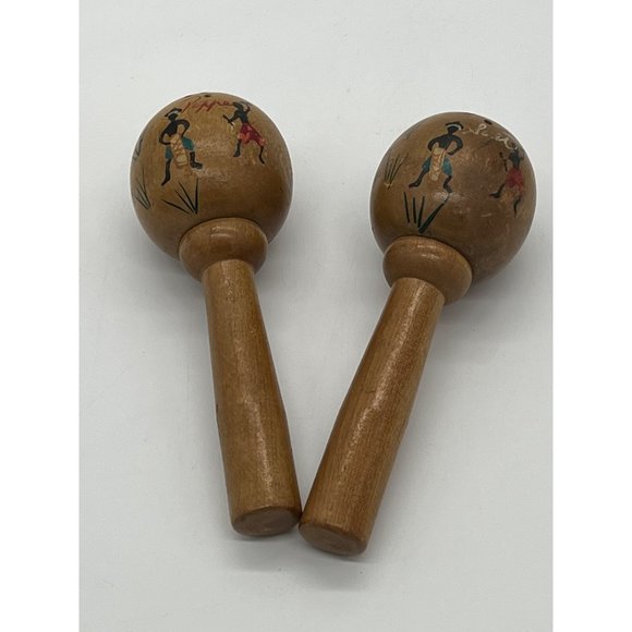 Vintage Wooden Salt and Pepper Shakers with Dancing Figures - Picture 4 of 4
